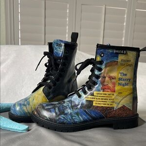 🖤NWOT🔺Vincent Van Gogh Starry Night Boots